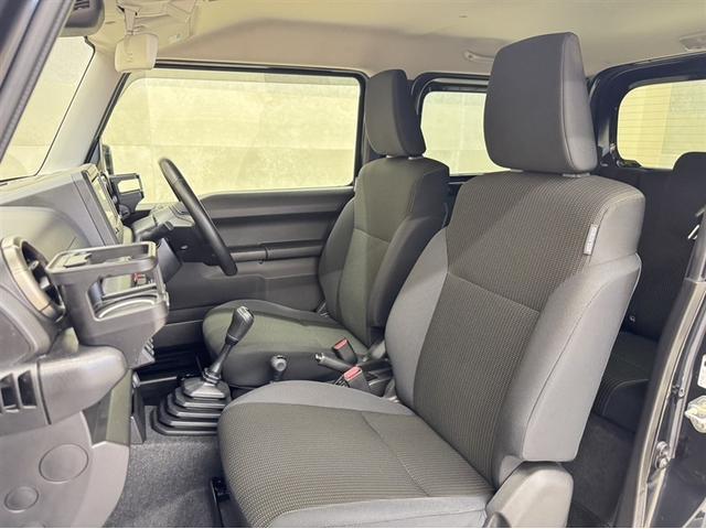 ジムニー XC 4WD 衝突被害軽減ブレーキ ナビ ワンセグ Bluetooth シートヒーター クルーズコントロール ETC LED 先進ライト 車線逸脱警報 オートエアコン スマートキー CD再生 純正アルミ(19枚目)