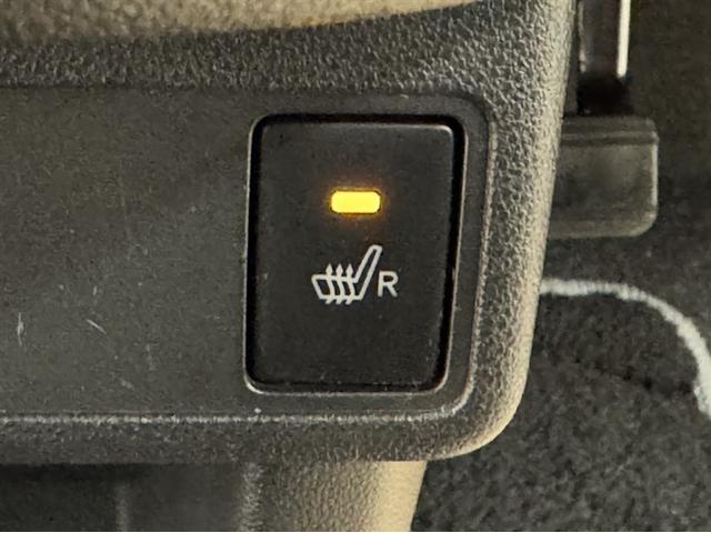 パッソ モーダ　Ｇパッケージ　衝突被害軽減ブレーキ　ペダル踏み間違い急発進抑制装置　ドライブレコーダー　ナビ　ワンセグ　Ｂｌｕｅｔｏｏｔｈ　シートヒーター　ＥＴＣ　ＬＥＤ　寒冷地仕様　バックモニター　ベンチシート　オートエアコン（12枚目）