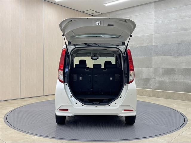 ルーミー G 衝突被害軽減ブレーキ ペダル踏み間違い急発進抑制装置 ディスプレイオーディオ フルセグ 全周囲カメラ ETC LED 両側電動スライドドア アイドリングストップ スマートキー オートエアコン 記録簿(27枚目)