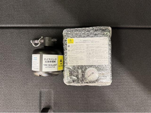 シエンタ ハイブリッドZ 衝突被害軽減ブレーキ ペダル踏み間違い急発進抑制装置 ドライブレコーダー 電源コンセント シートヒーター ナビ フルセグ Bluetooth 全周囲カメラ 両側電動スライドドア ETC LED(23枚目)