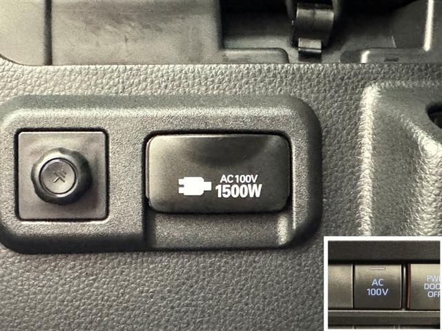 ヴォクシー ハイブリッドＳ－Ｚ　衝突被害軽減ブレーキ　ペダル踏み間違い急発進抑制装置　ドライブレコーダー　電源コンセント　シートヒーター　ナビ　フルセグ　Ｂｌｕｅｔｏｏｔｈ　両側電動スライドドア　全周囲カメラ　ＥＴＣ　ＬＥＤ（14枚目）