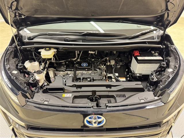 ヴォクシー ハイブリッドＳ－Ｚ　衝突被害軽減ブレーキ　ペダル踏み間違い急発進抑制装置　ドライブレコーダー　電源コンセント　シートヒーター　ナビ　フルセグ　Ｂｌｕｅｔｏｏｔｈ　両側電動スライドドア　全周囲カメラ　ＥＴＣ　ＬＥＤ（36枚目）