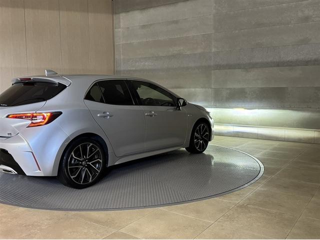 カローラスポーツ ハイブリッドＧ　Ｚ　衝突被害軽減ブレーキ　ペダル踏み間違い急発進抑制装置　ドライブレコーダー　ナビ　フルセグ　Ｂｌｕｅｔｏｏｔｈ　ＥＴＣ　ＬＥＤ　ブラインドスポットモニター　クルーズコントロール　バックモニター（15枚目）