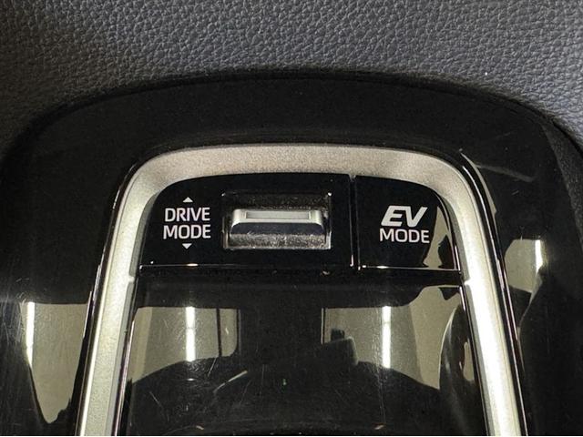 カローラスポーツ ハイブリッドＧ　Ｚ　衝突被害軽減ブレーキ　ペダル踏み間違い急発進抑制装置　ドライブレコーダー　ナビ　フルセグ　Ｂｌｕｅｔｏｏｔｈ　ＥＴＣ　ＬＥＤ　ブラインドスポットモニター　クルーズコントロール　バックモニター（26枚目）