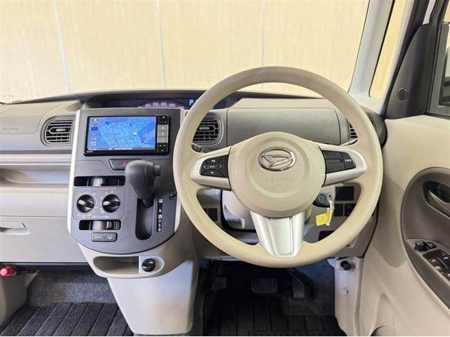 タント ＬリミテッドＳＡＩＩＩ　衝突被害軽減ブレーキ　ペダル踏み間違い急発進抑制装置　ナビ　フルセグ　Ｂｌｕｅｔｏｏｔｈ　ＥＴＣ　ベンチシート　アイドリングストップ　ＣＤ／ＤＶＤ再生　先進ライト　車線逸脱警報　マニュアルエアコン（5枚目）