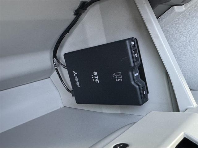 タント ＬリミテッドＳＡＩＩＩ　衝突被害軽減ブレーキ　ペダル踏み間違い急発進抑制装置　ナビ　フルセグ　Ｂｌｕｅｔｏｏｔｈ　ＥＴＣ　ベンチシート　アイドリングストップ　ＣＤ／ＤＶＤ再生　先進ライト　車線逸脱警報　マニュアルエアコン（9枚目）