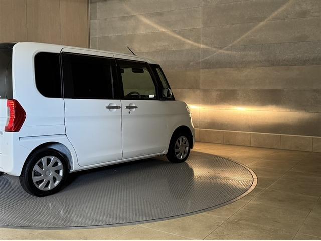 タント ＬリミテッドＳＡＩＩＩ　衝突被害軽減ブレーキ　ペダル踏み間違い急発進抑制装置　ナビ　フルセグ　Ｂｌｕｅｔｏｏｔｈ　ＥＴＣ　ベンチシート　アイドリングストップ　ＣＤ／ＤＶＤ再生　先進ライト　車線逸脱警報　マニュアルエアコン（10枚目）