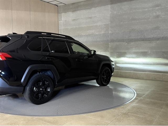ＲＡＶ４ アドベンチャー　オフロードパッケージＩＩ　４ＷＤ　衝突被害軽減ブレーキ　ペダル踏み間違い急発進抑制装置　ナビ　フルセグ　Ｂｌｕｅｔｏｏｔｈ　ＥＴＣ　ＬＥＤ　シートヒーター・ベンチレーション　クルーズコントロール　バックモニター　オートエアコン（14枚目）