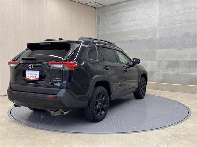ＲＡＶ４ アドベンチャー　オフロードパッケージＩＩ　４ＷＤ　衝突被害軽減ブレーキ　ペダル踏み間違い急発進抑制装置　ナビ　フルセグ　Ｂｌｕｅｔｏｏｔｈ　ＥＴＣ　ＬＥＤ　シートヒーター・ベンチレーション　クルーズコントロール　バックモニター　オートエアコン（17枚目）