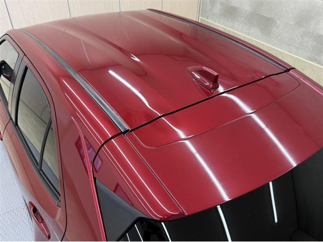 ヤリスクロス ハイブリッドＸ　衝突被害軽減ブレーキ　ペダル踏み間違い急発進抑制装置　電源コンセント　ディスプレイオーディオ　Ｂｌｕｅｔｏｏｔｈ　全周囲カメラ　クルーズコントロール　オートエアコン　先進ライト　車線逸脱警報（26枚目）