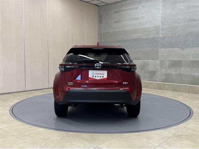 ヤリスクロス ハイブリッドＸ　衝突被害軽減ブレーキ　ペダル踏み間違い急発進抑制装置　電源コンセント　ディスプレイオーディオ　Ｂｌｕｅｔｏｏｔｈ　全周囲カメラ　クルーズコントロール　オートエアコン　先進ライト　車線逸脱警報（27枚目）