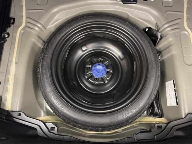 アクア Ｇ　ワンセグ内蔵メモリー　Ｂｌｕｅｔｏｏｔｈ対応　バックモニター　ＥＴＣ　スマートキー　イモビライザー　ワンオーナー　オートエアコン　横滑り防止装置　ＡＢＳ　全席パワーウィンドウ　パワーステアリング（17枚目）