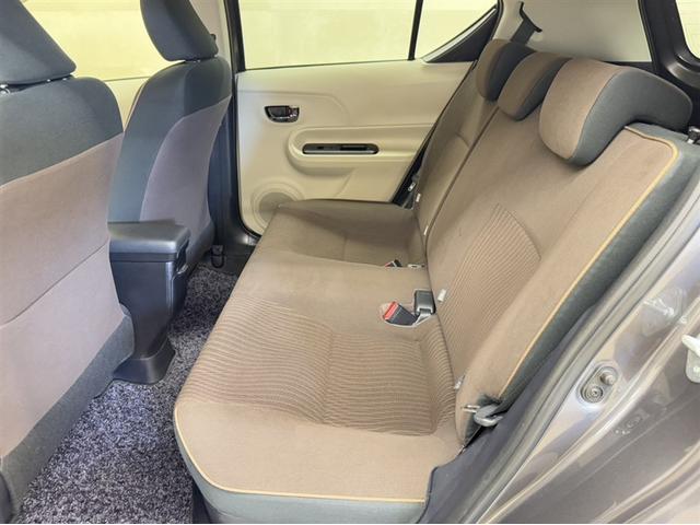 アクア Ｇ　ワンセグ内蔵メモリー　Ｂｌｕｅｔｏｏｔｈ対応　バックモニター　ＥＴＣ　スマートキー　イモビライザー　ワンオーナー　オートエアコン　横滑り防止装置　ＡＢＳ　全席パワーウィンドウ　パワーステアリング（19枚目）