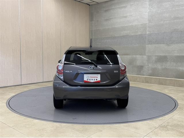 アクア Ｇ　ワンセグ内蔵メモリー　Ｂｌｕｅｔｏｏｔｈ対応　バックモニター　ＥＴＣ　スマートキー　イモビライザー　ワンオーナー　オートエアコン　横滑り防止装置　ＡＢＳ　全席パワーウィンドウ　パワーステアリング（24枚目）