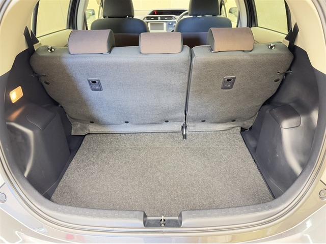 アクア Ｇ　ワンセグ内蔵メモリー　Ｂｌｕｅｔｏｏｔｈ対応　バックモニター　ＥＴＣ　スマートキー　イモビライザー　ワンオーナー　オートエアコン　横滑り防止装置　ＡＢＳ　全席パワーウィンドウ　パワーステアリング（26枚目）