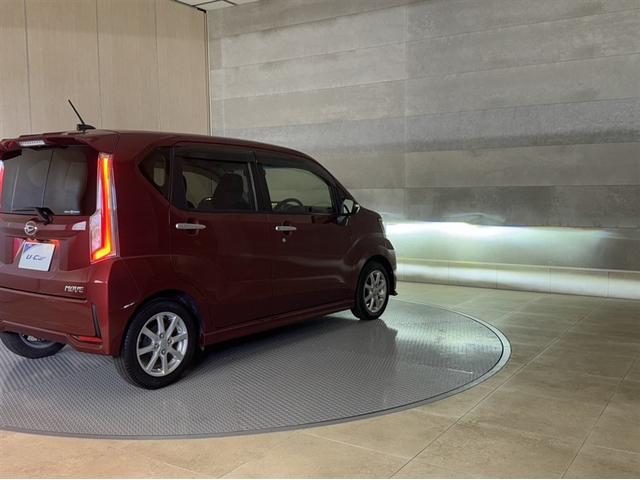 ムーヴ カスタム X メモリーナビ ワンセグ ETC LED ベンチシート バックモニター アイドリングストップ スマートキー オートエアコン 純正アルミ CD再生 デュアルエアバック 横滑り防止装置 盗難防止装置(12枚目)