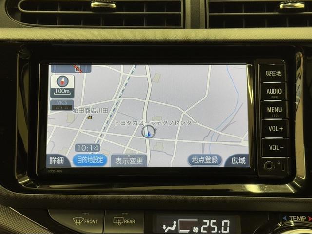 アクア Ｘ－アーバン　ソリッド　衝突被害軽減ブレーキ　ナビ　ワンセグ　Ｂｌｕｅｔｏｏｔｈ　シートヒーター　ＥＴＣ　ＬＥＤ　先進ライト　車線逸脱警報　スマートキー　オートエアコン　バックモニター　純正アルミ　デュアルエアバック（9枚目）