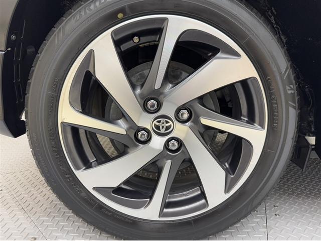 アクア Ｘ－アーバン　ソリッド　衝突被害軽減ブレーキ　ナビ　ワンセグ　Ｂｌｕｅｔｏｏｔｈ　シートヒーター　ＥＴＣ　ＬＥＤ　先進ライト　車線逸脱警報　スマートキー　オートエアコン　バックモニター　純正アルミ　デュアルエアバック（13枚目）