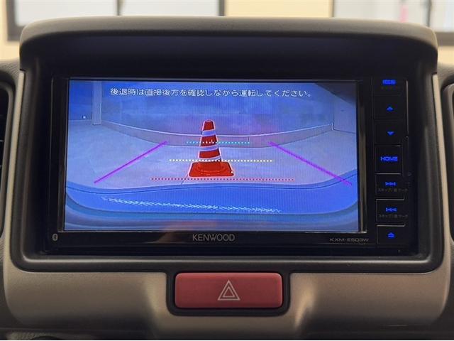 エブリイ ＰＣリミテッド　衝突被害軽減ブレーキ　ペダル踏み間違い急発進抑制装置　フルセグ内蔵メモリーナビ　ＣＤ／ＤＶＤ再生　Ｂｌｕｅｔｏｏｔｈ　バックモニター　ＥＴＣ　キーレスエントリー　整備記録簿　マニュアルエアコン　ＡＢＳ（7枚目）