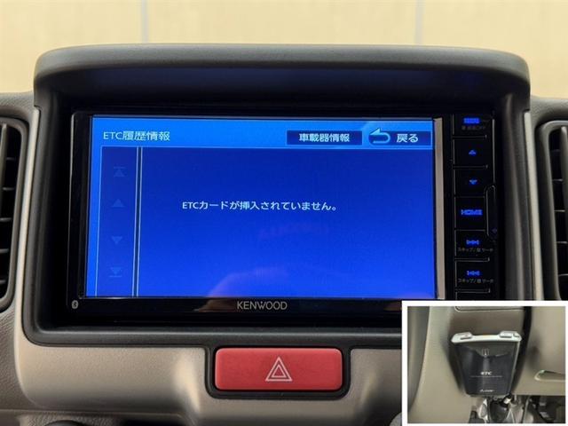 エブリイ ＰＣリミテッド　衝突被害軽減ブレーキ　ペダル踏み間違い急発進抑制装置　フルセグ内蔵メモリーナビ　ＣＤ／ＤＶＤ再生　Ｂｌｕｅｔｏｏｔｈ　バックモニター　ＥＴＣ　キーレスエントリー　整備記録簿　マニュアルエアコン　ＡＢＳ（9枚目）