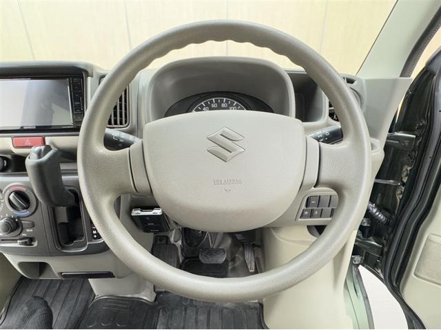 エブリイ ＰＣリミテッド　衝突被害軽減ブレーキ　ペダル踏み間違い急発進抑制装置　フルセグ内蔵メモリーナビ　ＣＤ／ＤＶＤ再生　Ｂｌｕｅｔｏｏｔｈ　バックモニター　ＥＴＣ　キーレスエントリー　整備記録簿　マニュアルエアコン　ＡＢＳ（21枚目）