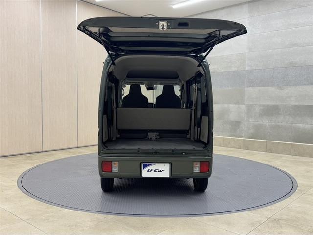 エブリイ ＰＣリミテッド　衝突被害軽減ブレーキ　ペダル踏み間違い急発進抑制装置　フルセグ内蔵メモリーナビ　ＣＤ／ＤＶＤ再生　Ｂｌｕｅｔｏｏｔｈ　バックモニター　ＥＴＣ　キーレスエントリー　整備記録簿　マニュアルエアコン　ＡＢＳ（24枚目）