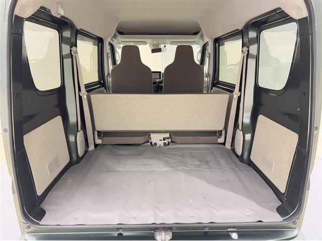 エブリイ ＰＣリミテッド　衝突被害軽減ブレーキ　ペダル踏み間違い急発進抑制装置　フルセグ内蔵メモリーナビ　ＣＤ／ＤＶＤ再生　Ｂｌｕｅｔｏｏｔｈ　バックモニター　ＥＴＣ　キーレスエントリー　整備記録簿　マニュアルエアコン　ＡＢＳ（25枚目）