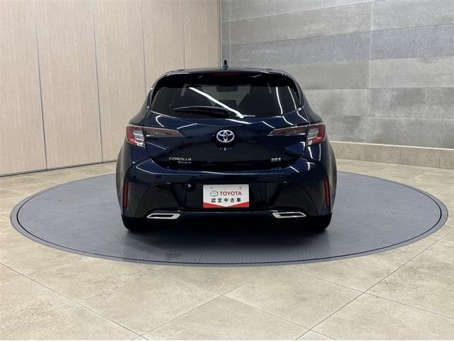 カローラスポーツ ハイブリッドＧ　Ｚ　シートヒーター　ディスプレイオーディオ　フルセグＴＶ　ナビ　バックモニター　ＥＴＣ　クルーズコントロール　衝突被害軽減ブレーキ　ペダル踏み間違い急発進抑制装置　車線逸脱警報装置　オートハイビーム（28枚目）