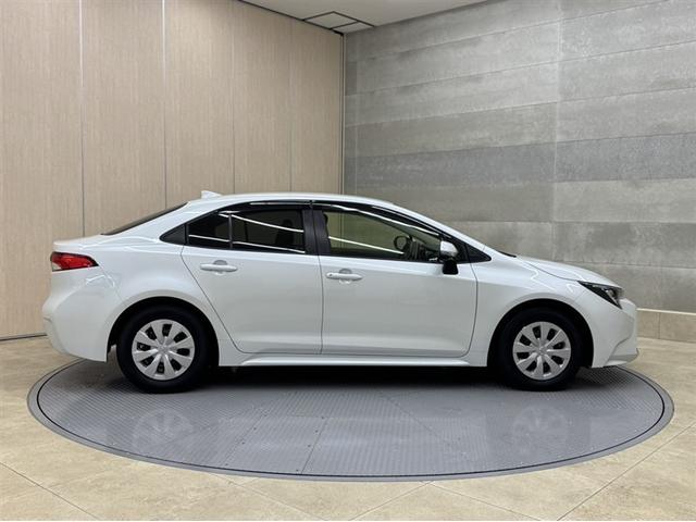 カローラ ハイブリッド　Ｇ　ドラレコ　ＥＴＣ２．０　ディスプレイオーディオ　フルセグＴＶ　　Ｂｌｕｅｔｏｏｔｈ　バックモニター　衝突被害軽減ブレーキ　ペダル踏み間違急発進抑制装置　車線逸脱警報装置　オートハイビーム　ワンオーナー（19枚目）