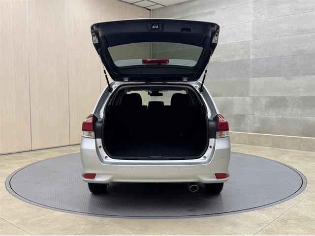 カローラフィールダー １．８Ｓ　ドラレコ　衝突被害軽減ブレーキ　ペダル踏み間違い急発進抑制装置　車線逸脱警報装置　オートハイビーム　フルセグ内蔵メモリーナビ　ＣＤ／ＤＶＤ再生　Ｂｌｕｅｔｏｏｔｈ　バックモニター　ＥＴＣ　ワンオーナー（29枚目）