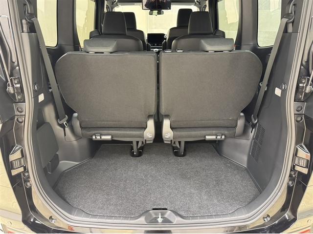 ヴォクシー Ｓ－Ｇ　衝突被害軽減ブレーキ　ペダル踏み間違い急発進抑制装置　ナビ　フルセグ　後席モニター　ＥＴＣ　ＬＥＤライト　バックモニター　クルーズコントロール　両側電動スライドドア　ＣＤ／ＤＶＤ再生　オートエアコン（32枚目）