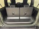 広さと使い勝手が気になるラゲージスペースはこちら。十分な広さですね!
