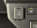 アクセサリーソケットが付いています。車内で使用出来る電源として利用出来ます。