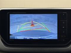 Хåɥ˥դǤ֤θ˾餬դƤꡢХåݤθͻҤ˥ɽޤ 7