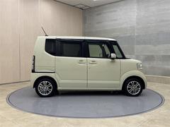 �������ڡ����Ǥ⡢�٤μ֤򵤤ˤ������Ľ���륹�饤�ɥɥ����ɤ�ʾ��Ǥ�ɥ���ʬ���礭���������Ȥ������ΤǾ��ߤ���ʪ��ܤ���Τ������Ǥ��� 6