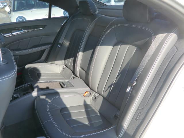 CLS350ブルーエフィシェンシAMGスポーツパケジ ワンオーナー 純正ナビ バックカメラ 地デジ オートトランク アテンションアシスト レザーシート サンルーフ(17枚目)