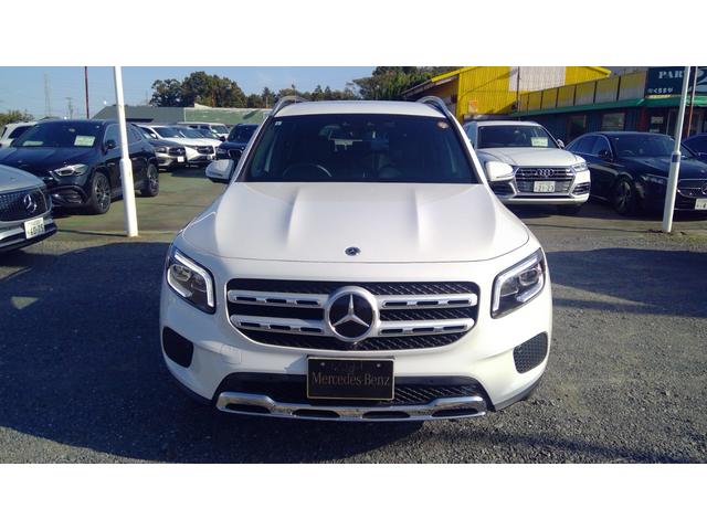 GLB GLB200d 4マチック ワンオーナー ナビバージョンパッケージ レーダーセーフティパッケージ ハーフレザーシート シートヒーター オートトランク 360°カメラ アンビエンテライト 地デジ(3枚目)