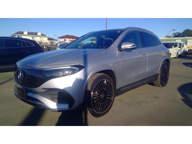 ＥＱＡ ＥＱＡ２５０＋　ＡＭＧラインパッケージ　ワンオーナー　ＡＭＧラインパッケージ　ＡＭＧスタイリングパッケージ　ＡＭＧ２０インチアルミ　ハーフレザーシート　シートヒーター　３６０°カメラ　オートトランク　アンビエンテライト（4枚目）