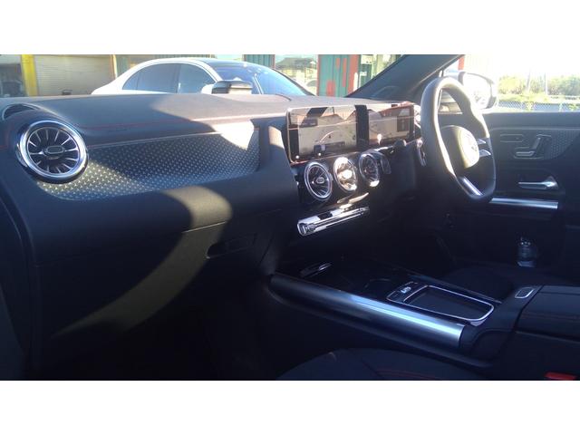 ＥＱＡ ＥＱＡ２５０＋　ＡＭＧラインパッケージ　ワンオーナー　ＡＭＧラインパッケージ　ＡＭＧスタイリングパッケージ　ＡＭＧ２０インチアルミ　ハーフレザーシート　シートヒーター　３６０°カメラ　オートトランク　アンビエンテライト（17枚目）