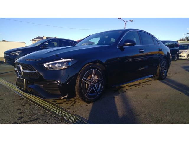 Ｃクラス Ｃ２００アバンギャルド　ＡＭＧライン　ワンオーナー　ＡＭＧラインパッケージ　ベーシックパッケージ　ハーフレザーシート　シートヒーター　パーキングアシスト　ヘッドアップディスプレイ　３６０°カメラオートトランク　アンビエンテライト（4枚目）