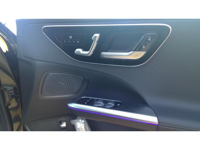 Ｃクラス Ｃ２００アバンギャルド　ＡＭＧライン　ワンオーナー　ＡＭＧラインパッケージ　ベーシックパッケージ　ハーフレザーシート　シートヒーター　パーキングアシスト　ヘッドアップディスプレイ　３６０°カメラオートトランク　アンビエンテライト（10枚目）