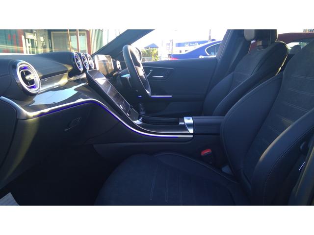 Ｃクラス Ｃ２００アバンギャルド　ＡＭＧライン　ワンオーナー　ＡＭＧラインパッケージ　ベーシックパッケージ　ハーフレザーシート　シートヒーター　パーキングアシスト　ヘッドアップディスプレイ　３６０°カメラオートトランク　アンビエンテライト（17枚目）