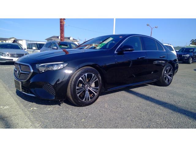 Eクラス E220d アバンギャルド ワンオーナー レザーエクスクルーシブパッケージ エアバランスパッケージ ウォームコンフォートパッケージ エナジャイジングパッケージプラス シートヒーター エアコン オートトランク 360°カメラ(4枚目)