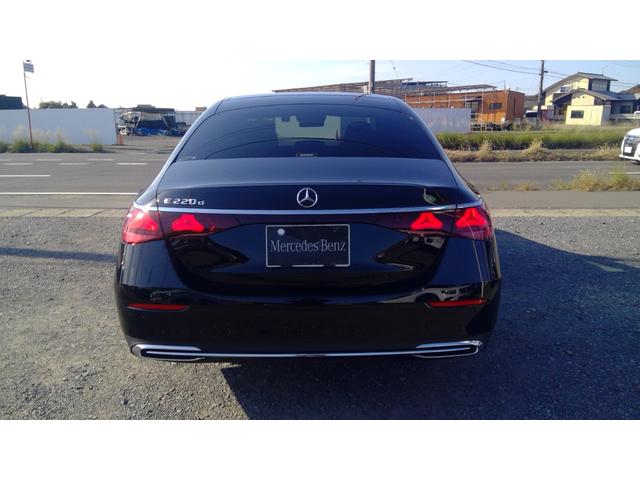 Eクラス E220d アバンギャルド ワンオーナー レザーエクスクルーシブパッケージ エアバランスパッケージ ウォームコンフォートパッケージ エナジャイジングパッケージプラス シートヒーター エアコン オートトランク 360°カメラ(7枚目)