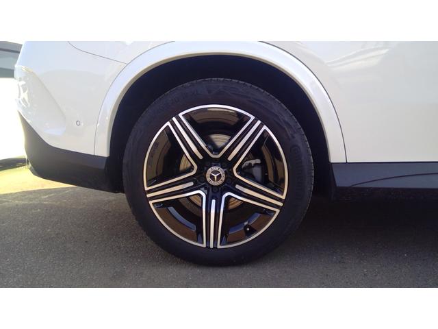 GLC GLC220d 4MクペドライバズP+AMGラインP ワンオーナー AMGラインパッケージ AMGレザーエクスクルーシブパッケージ ドライバーズパッケージ パノラミックルーフ ヘッドアップディスプレイ リア.アクスルステアリング ブルメスタ(25枚目)