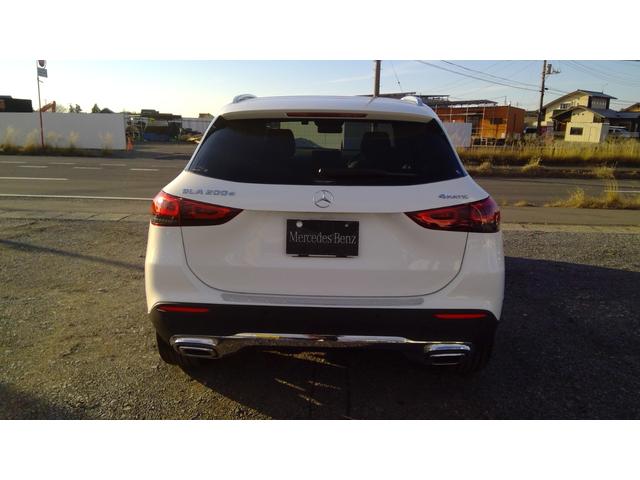 ＧＬＡクラス ＧＬＡ２００ｄ　４マチック　ワンオーナー　レーダーセーフティパッケージ　パノラミックルーフ　ハーフレザーシート　シートヒーター　３６０°カメラ　純正ドラレコ前　オートトランク　アンビエンテライト　バックカメラ（7枚目）