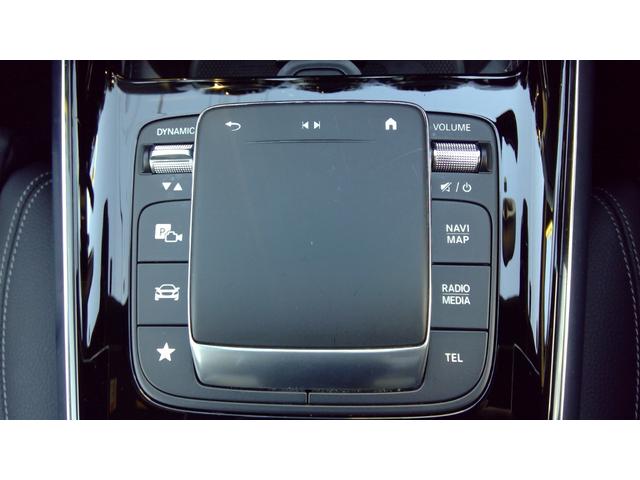 ＧＬＡクラス ＧＬＡ２００ｄ　４マチック　ワンオーナー　レーダーセーフティパッケージ　パノラミックルーフ　ハーフレザーシート　シートヒーター　３６０°カメラ　純正ドラレコ前　オートトランク　アンビエンテライト　バックカメラ（17枚目）