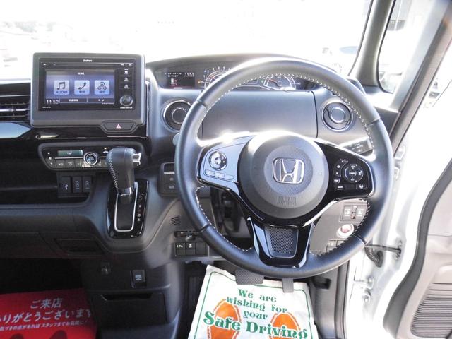Ｎ－ＢＯＸカスタム Ｌターボ　４ＷＤ　ホンダセンシング　両側パワースライドドア　ディスプレイオーディオ　バックカメラ　ＥＴＣ　ドラレコ前後　シートヒータースマートキー（10枚目）