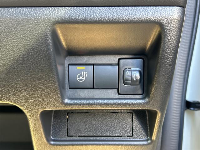 スペーシアカスタム ハイブリッドＸＳ　両側電動スライドドア　クリアランスソナー　オートクルーズコントロール　レーンアシスト　衝突被害軽減システム　オートライト　ＬＥＤヘッドランプ　スマートキー　アイドリングストップ　電動格納ミラー（47枚目）