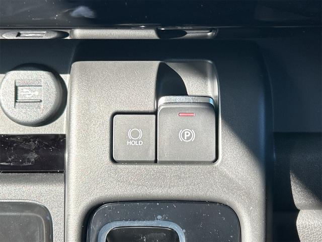 スペーシアカスタム ハイブリッドＸＳターボ　全周囲カメラ　両側電動スライドドア　ナビ　ＴＶ　クリアランスソナー　オートクルーズコントロール　レーンアシスト　衝突被害軽減システム　オートライト　ＬＥＤヘッドランプ　スマートキー（10枚目）